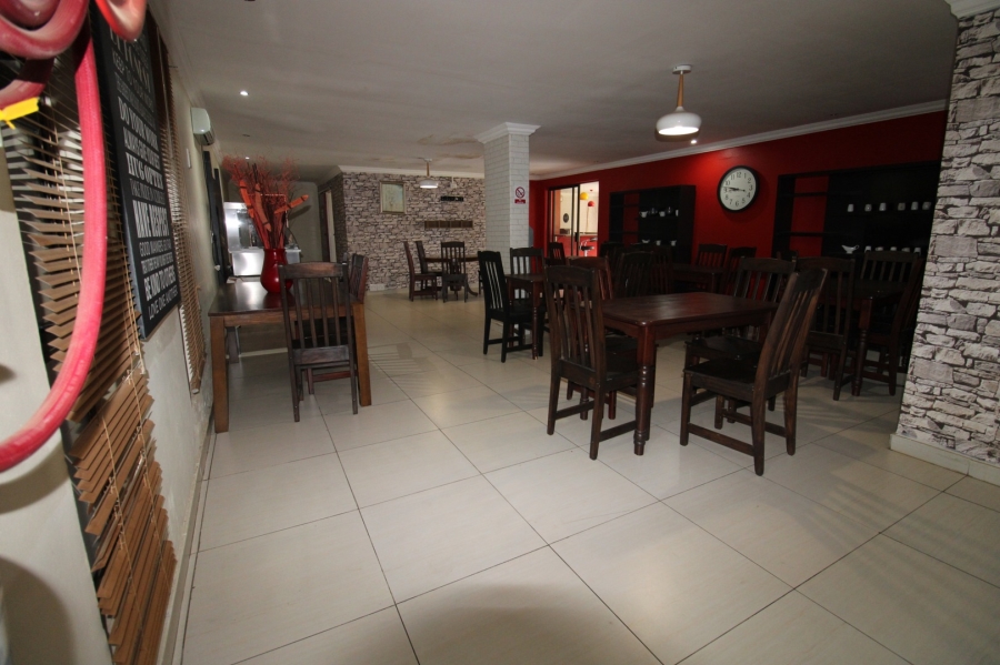 15 Bedroom Property for Sale in Langenhovenpark Free State